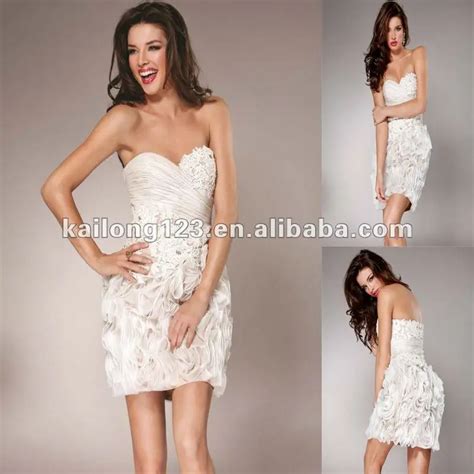 Cute Sweetheart Short Sheath Ivory Nude Floral Appliques Ruched Ruffle