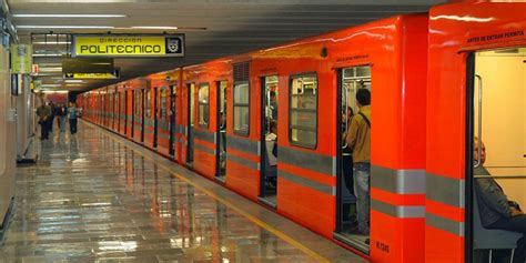 I Checked Out Mexico Citys Metro And Was Blown Away By How Its Much