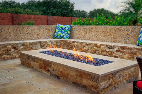 Learn more about the types of lava rock fire pits and fireplaces and all the info you need for a successful and speedy installation. What You Need to Know About Fire Feature Glass and Lava Rocks