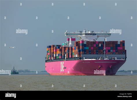 Stade Germany May 18 2019 Ultra Large Container Ship One Columba