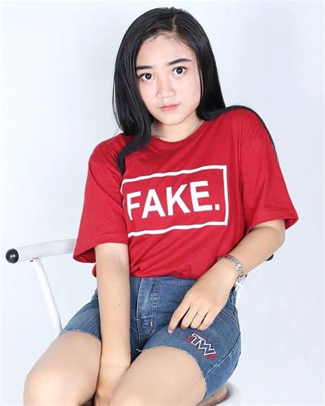 siapa yg tau artynya fake 😁😁😁 fake crop tops t shirt women s top xxx instagram fashion