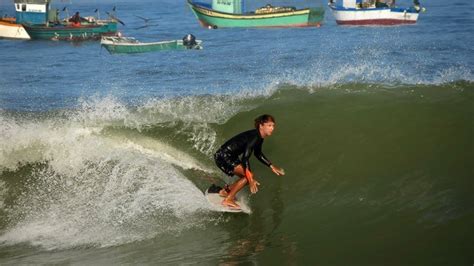 Surfing In Peru A Surfers Guide To Chicama And Northern Peru