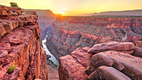 Tips For Planning An Rv Trip To The Grand Canyon Getaway Couple