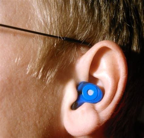 If you have a favorite pair of earbuds that are either looking worse for wear, or. Best Way to Clean and Sterilize Wireless Earbuds - Nerd Techy