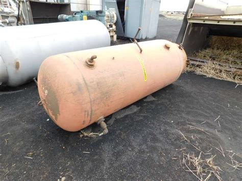 2 Steel Tanks Smith Sales Co Auctioneers