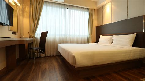 Oyster.com secret investigators tell all about citin pratunam hotel by compass hospitality. Bangkok Accommodations - Citin Sukhumvit 11 by Compass ...