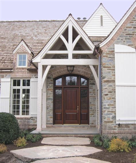Andersen® residential entranceways are handcrafted from the finest wood available and introduce your home with uncommon elegance. Doors & Entryways - Somerset Door & Column Co.
