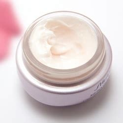 Best niacinamide serum for dry skin: Die beste Retinol Creme im Test - Gesichtspflege Test
