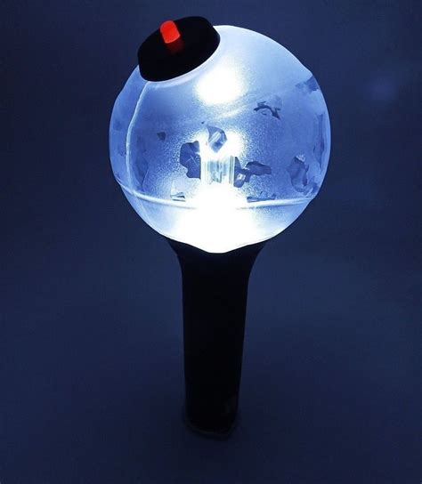 5 K-Pop Lightsticks That Were Modeled In The Image Of A Weapon ...