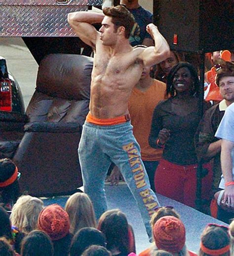 Zac Efron Looks Impressively Ripped While Filming Neighbors 2 Photos