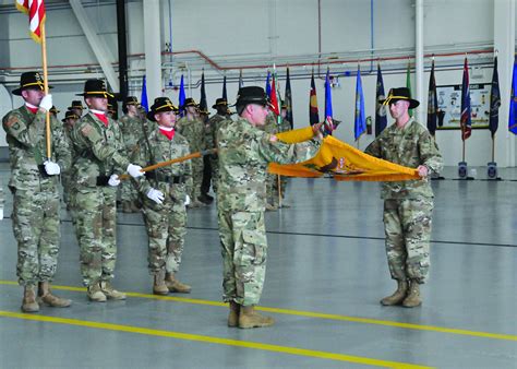6 6 Cavalry Soldiers At Fort Drum Case Colors For Deployment Article