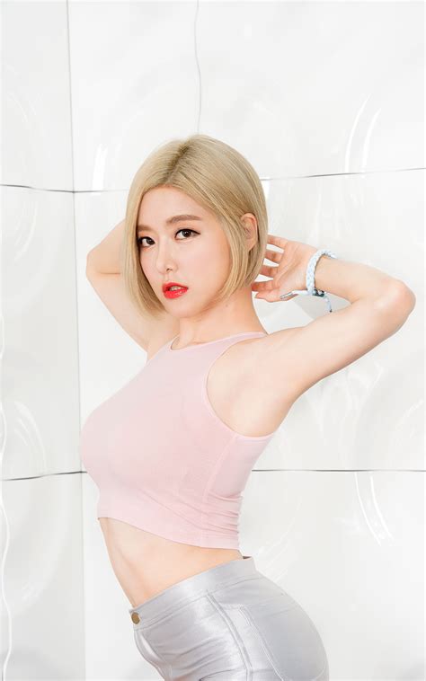 Hot Pink Wallpaper Aesthetic