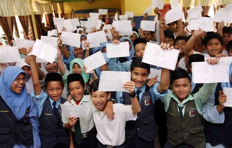 Other kulitfication issues come to the fore. Malaysia's Efforts in Improving Education: Lessons for ...