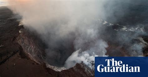 Hawaiis Kilauea Volcano Erupts In Pictures Us News The Guardian