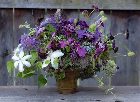 Walnut creek is our biggest central austin watershed, at almost 36,000 acres, originating near mopac and wells branch and entering the colorado river about five miles downstream of longhorn dam at lady bird lake. Florali - Fine Flowers - Florist - Walnut Creek, Lafayette ...