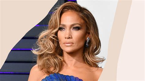 Jennifer Lopez Affleck Wore A Billowing Shirt Dress And Ballet Flats