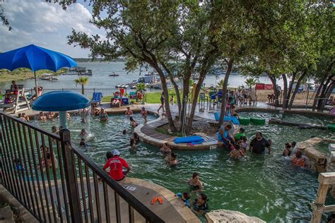 Beachside Billys Lake Travis Restaurant And Waterpark