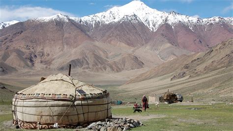 Mountain climbing in pamir, climbing peak kommunizma, 7546 m. BBC News - In pictures: Tajikistan's remote Pamir mountains