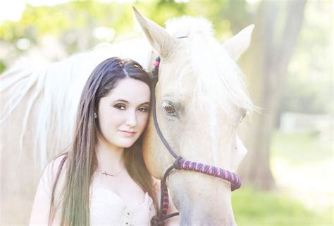 Pin On Equestrian Photoshoots