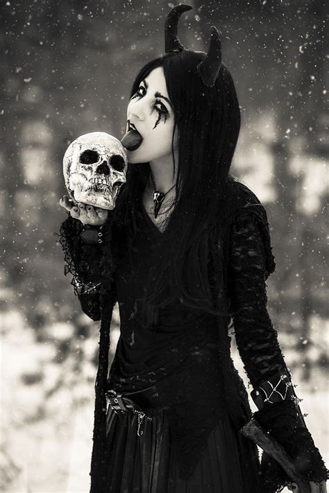 Pin By El Duce On 11 Dark 2015 Goth Gothic Fashion Goth Girls
