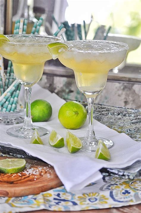 Preparation combine tequila, triple sec, lime juice, and 2 tablespoons sugar in large pitcher; Easy Margarita Recipe - The Best of Life® Magazine ...