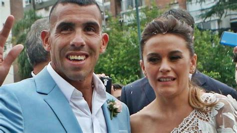 Acusan A La Mujer De Carlos Tevez Por El Presunto Despido De Las Empleadas De Un Spa Pronto