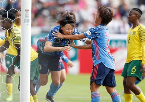 Nov 23, 2019 · 「 20191123 世界のサッカートップリーグ 平均年俸ランキング 」への3件のフィードバック ピンバック: なでしこ・熊谷紗希 セットプレーから待望の代表初ゴール ...
