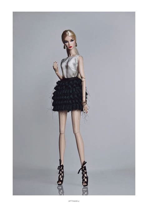 Sneak Peek Eden Fashion Fashion Dolls Fashion Figures