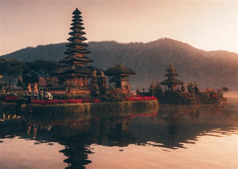 Lakes In Bali North Bali Attractions For The Bucket List Honeycombers Bali