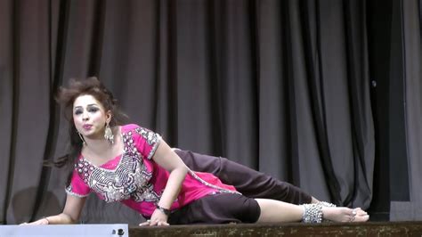 Hottest Mujra Nida Chaudhry Hot Hd Mujra Mera Gora Badan