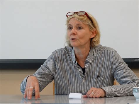 Soodsad lennupiletid linnast florence linna aubenas. Rencontres avec Florence Aubenas - LYCÉE FRANÇAIS ...