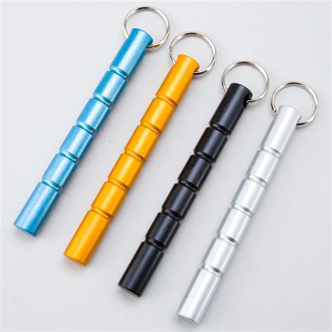 Kubotan is one of my favorite self defense weapons, because it is easy to carry, learn and use a kubotan is a five to six inch long stick self defense weapon made of either steel, wood, strong plastic. Wolf´s Hideout: Kubotan o Yawara, una arma de defensa letal