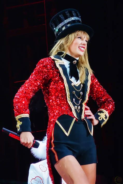 Taylor Swift Red Tour