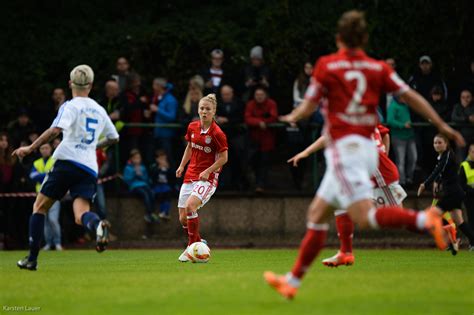 Several teams participate in the competition. dfb_pokal_frauen_1-fcriegelsberg_fcbayernmuenchen_by ...