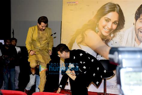 Photos Varun Dhawan Kiara Advani Anil Kapoor And Neetu Kapoor Arrive For The Trailer Launch Of