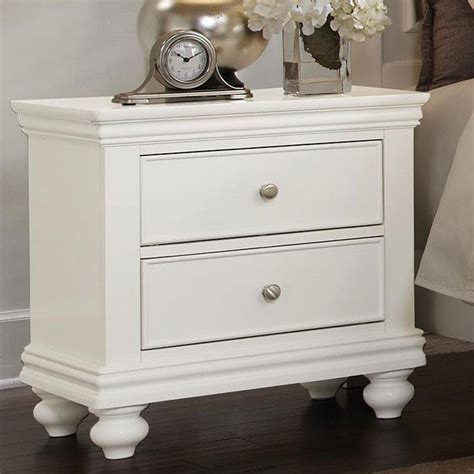 Essex Panel Bedroom Set (White) Standard Furniture ...