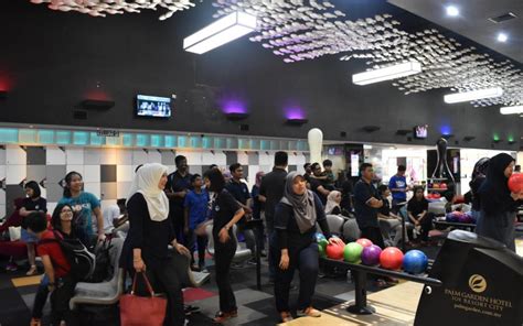 Whether across the world or around the corner, diners club will help you experience everyday moments and special ones in an unforgettable way. Sports Club Yearly Bowling (2018) - Knowledge Link Sdn Bhd