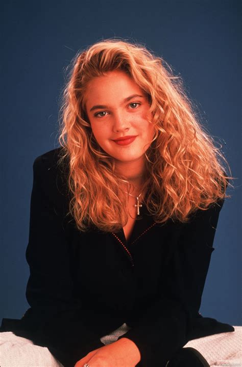 Pin By Bonni On Drew In 2020 Drew Barrymore 90s Hairstyles Drew