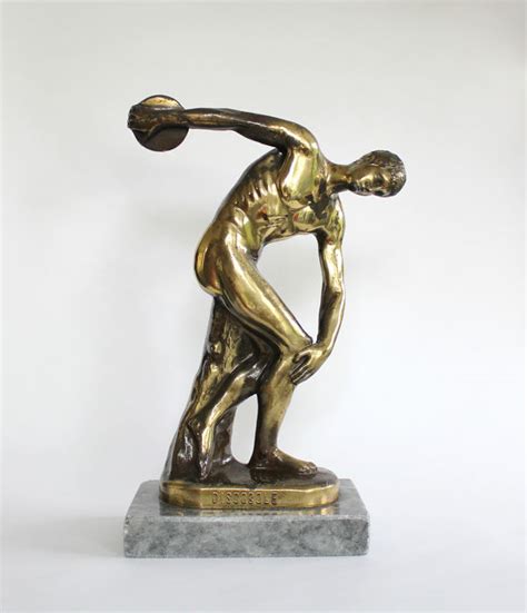 Erstmals ist diskuswurf als olympische disziplin bei den antiken olympischen spielen des jahres 708 v. Myrons Diskuswerfer, Skulptur - Neoklassizistischer Stil ...