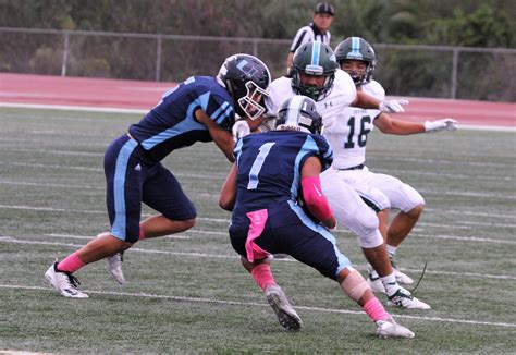 Irvine football team ‘takes care of business’ in 29-12 PCL victory over