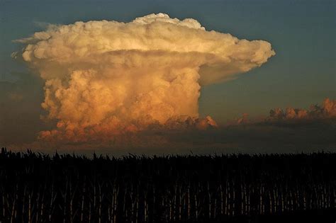 Beautiful Strange And Rare Cloud Formations Memolition