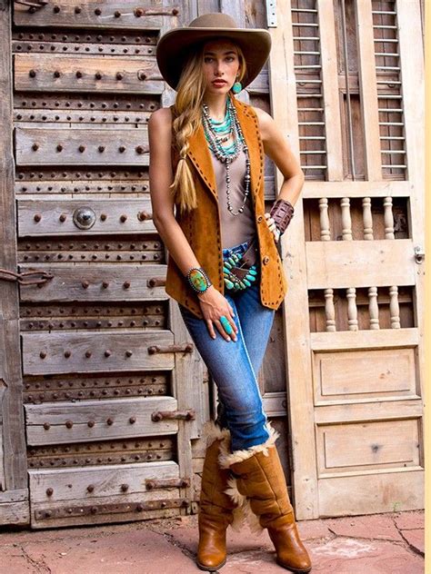 Sueded Vest Cowgirls Fashions Western Style Pendulum On Braided 6 Strand My Style In 2019