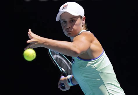 World No Ashleigh Barty Back In Action After Months For Australian Open Warm Up Daily Sabah
