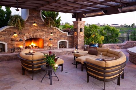 15 Luxury And Classy Mediterranean Patio Designs