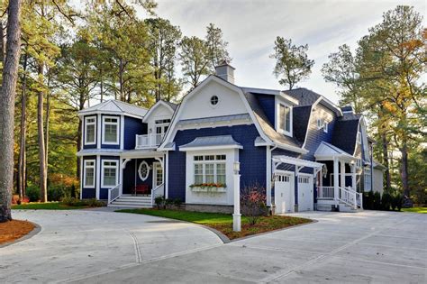 Collection by julie pargeon • last updated 5 weeks ago. Slate Blue Vinyl Siding for Craftsman Exterior and ...
