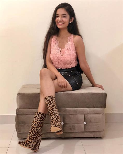 Anushka Sen Anushkasen Instagram Photos And Videos Celebrity Fashion Looks Stylish