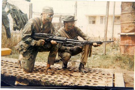 Talk with other fans, catch up with your favorite shows and more. Fusil d'assaut HK 416F - Page 27