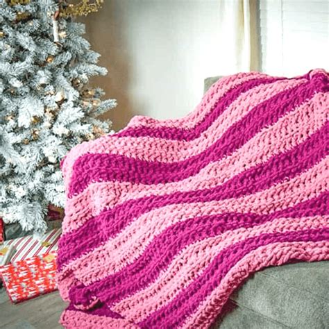 Finger Crochet Blanket Sweet Red Poppy