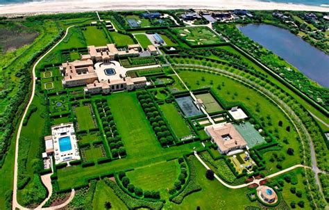 Biggest House In The World Luxurious Abode Of The Rich And Famous Scoopify