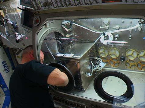 Worlds First Zero Gravity 3d Printer Installed On Space Station Space